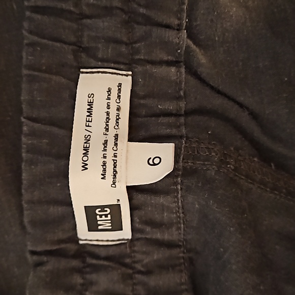 MEC black/grey capri. - Picture 3 of 3